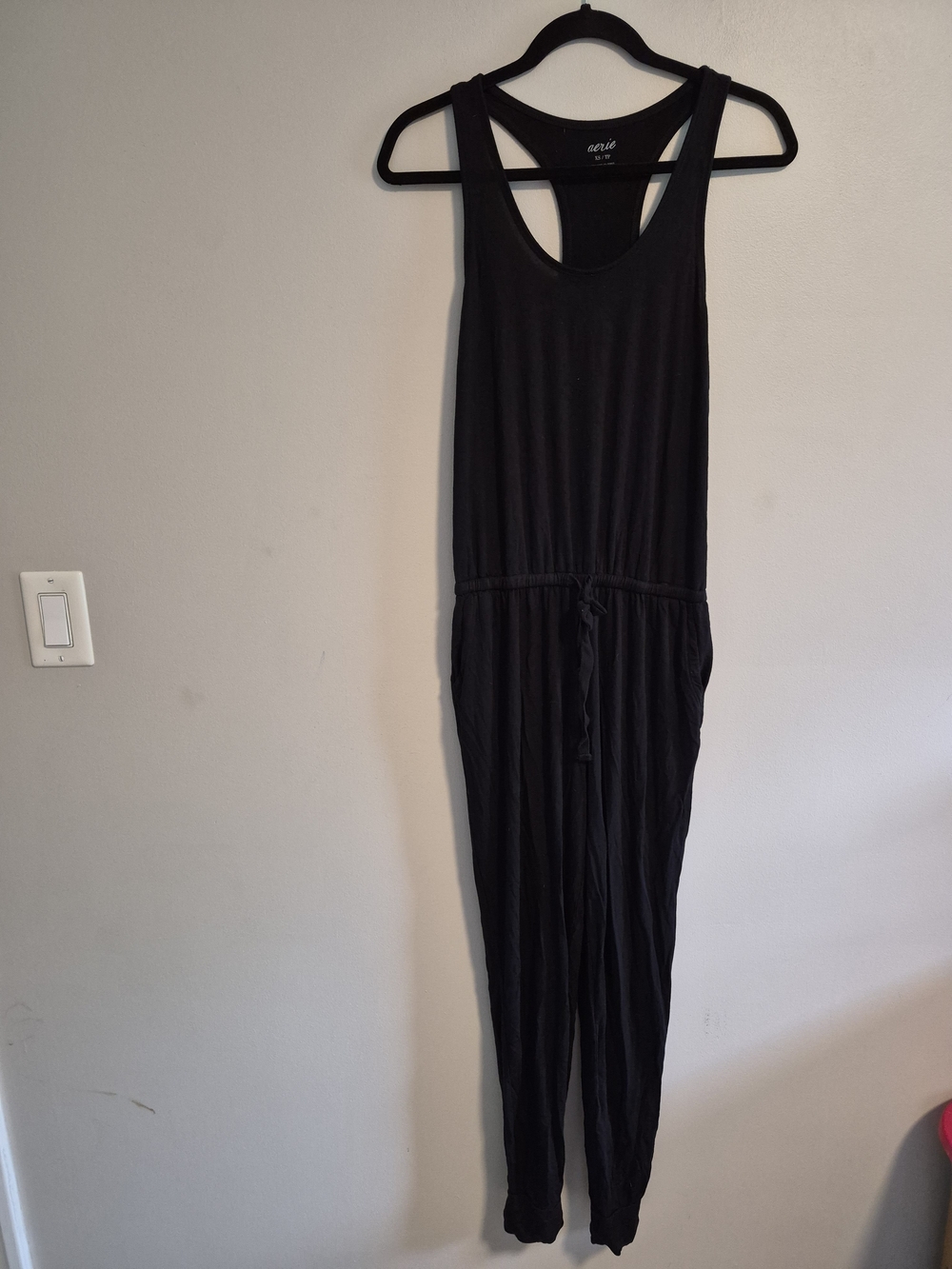 Aerie XS Black Sleeveless Tank Top Pants Jumpsuit Romper With Pockets